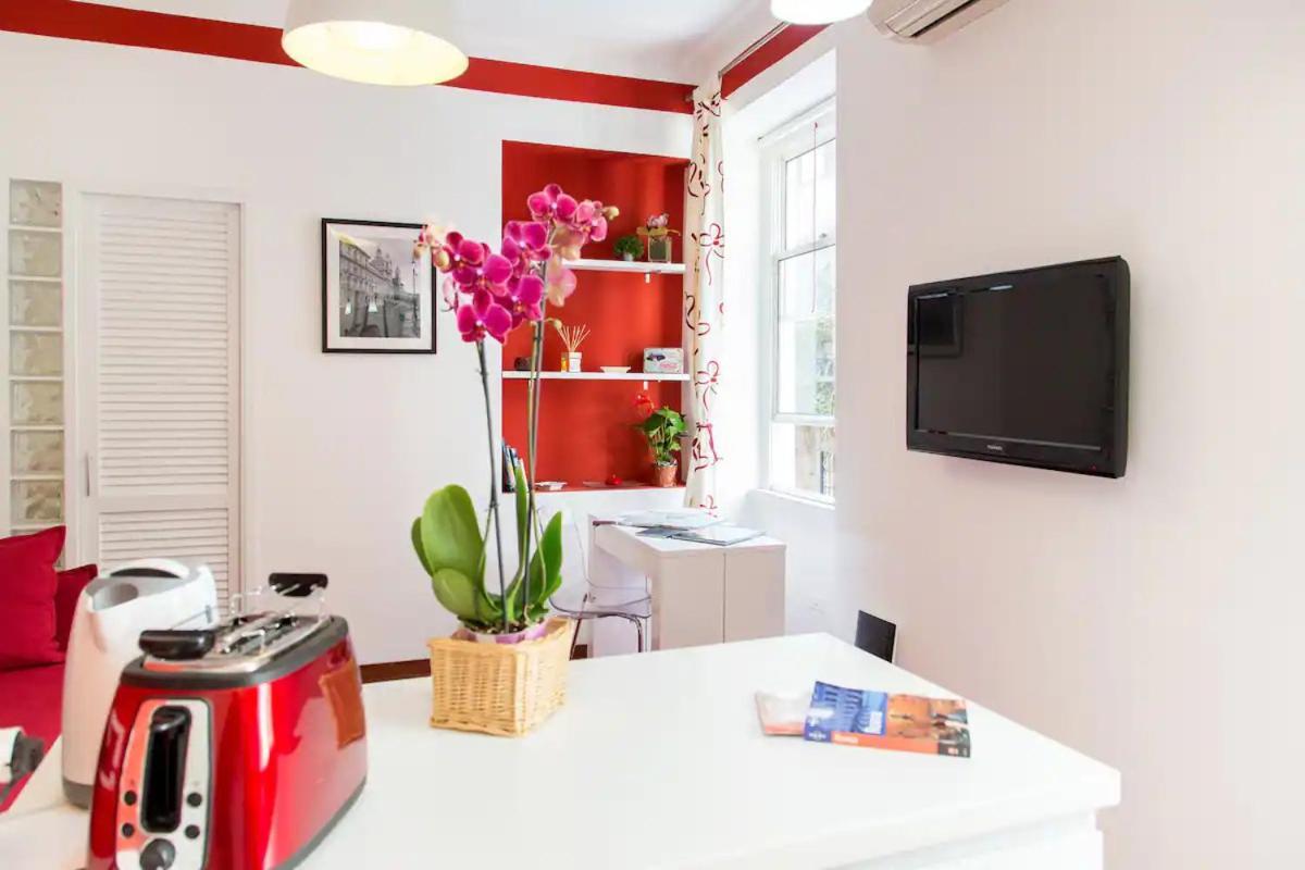 Perla - Cozy Apartment In Piazza Navona Рим Екстер'єр фото